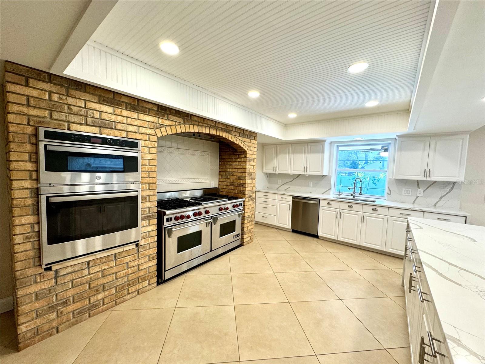 Image 7 of 53 For 7315 Hunt Club Lane