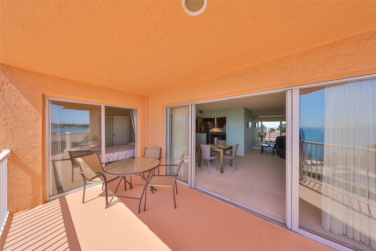 Image 11 of 33 For 7430 Sunshine Skyway Lane S 403