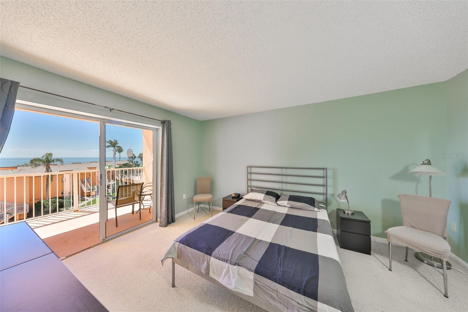 Image 21 of 33 For 7430 Sunshine Skyway Lane S 403