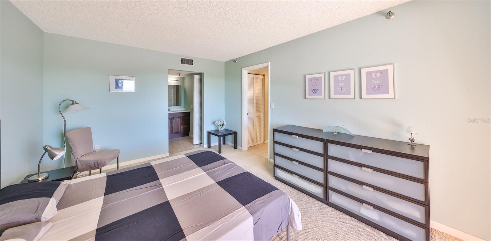 Image 22 of 33 For 7430 Sunshine Skyway Lane S 403