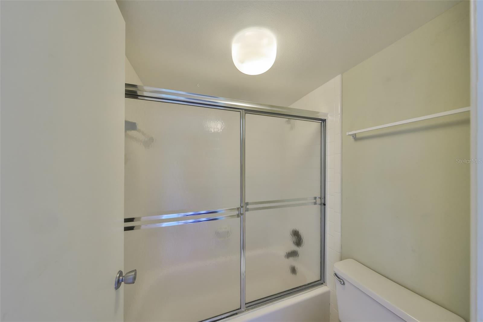 Image 24 of 33 For 7430 Sunshine Skyway Lane S 403