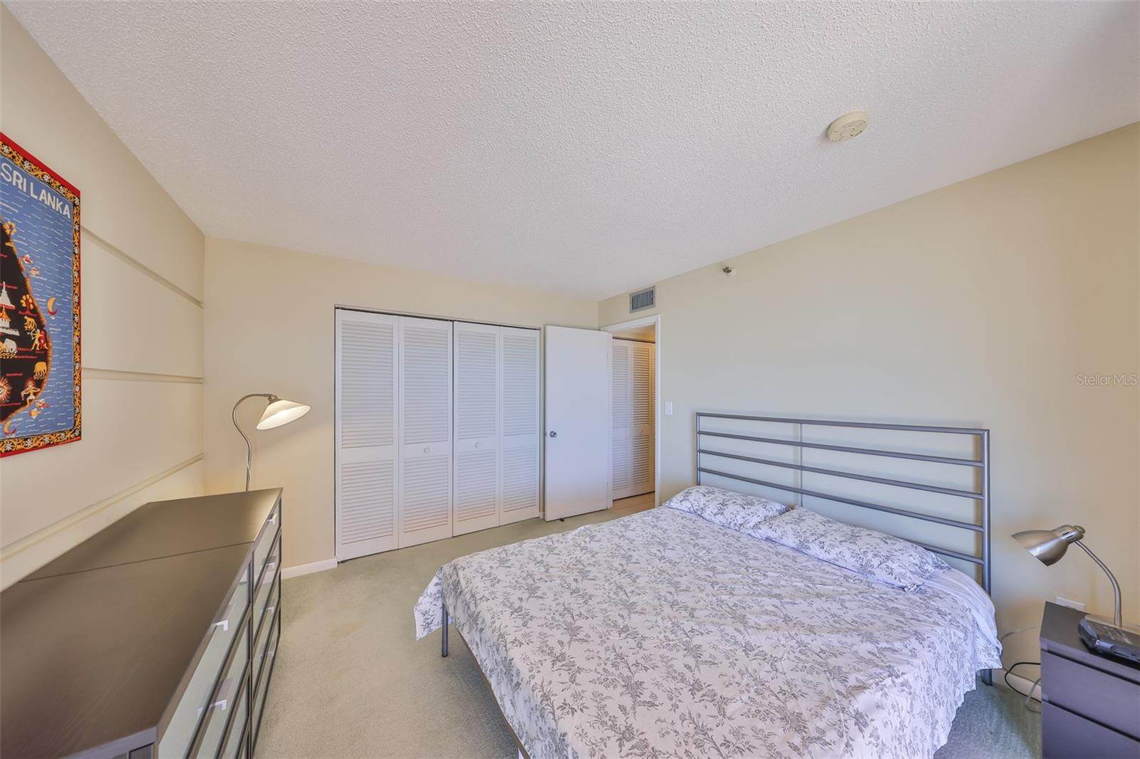 Image 26 of 33 For 7430 Sunshine Skyway Lane S 403