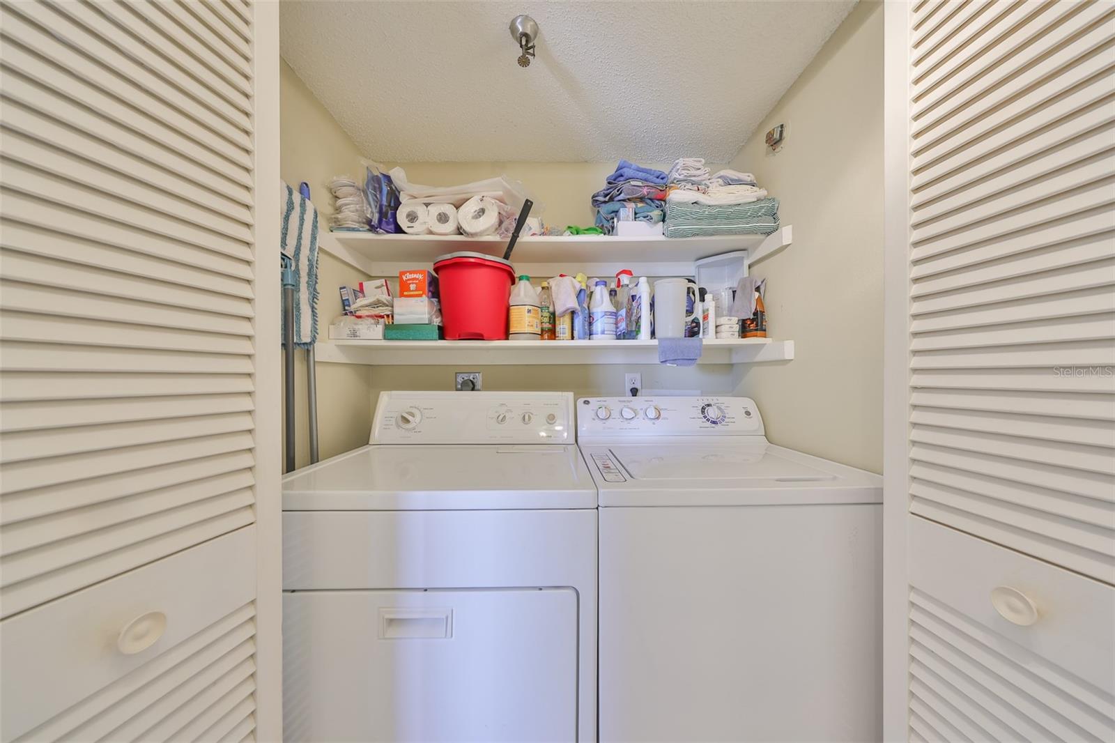 Image 28 of 33 For 7430 Sunshine Skyway Lane S 403