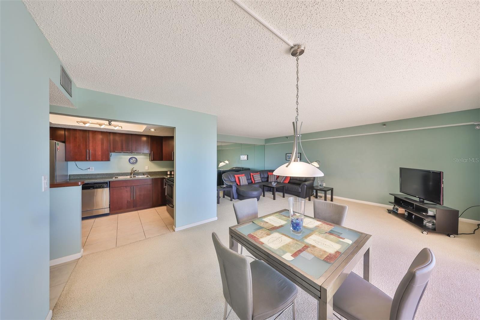 Image 7 of 33 For 7430 Sunshine Skyway Lane S 403