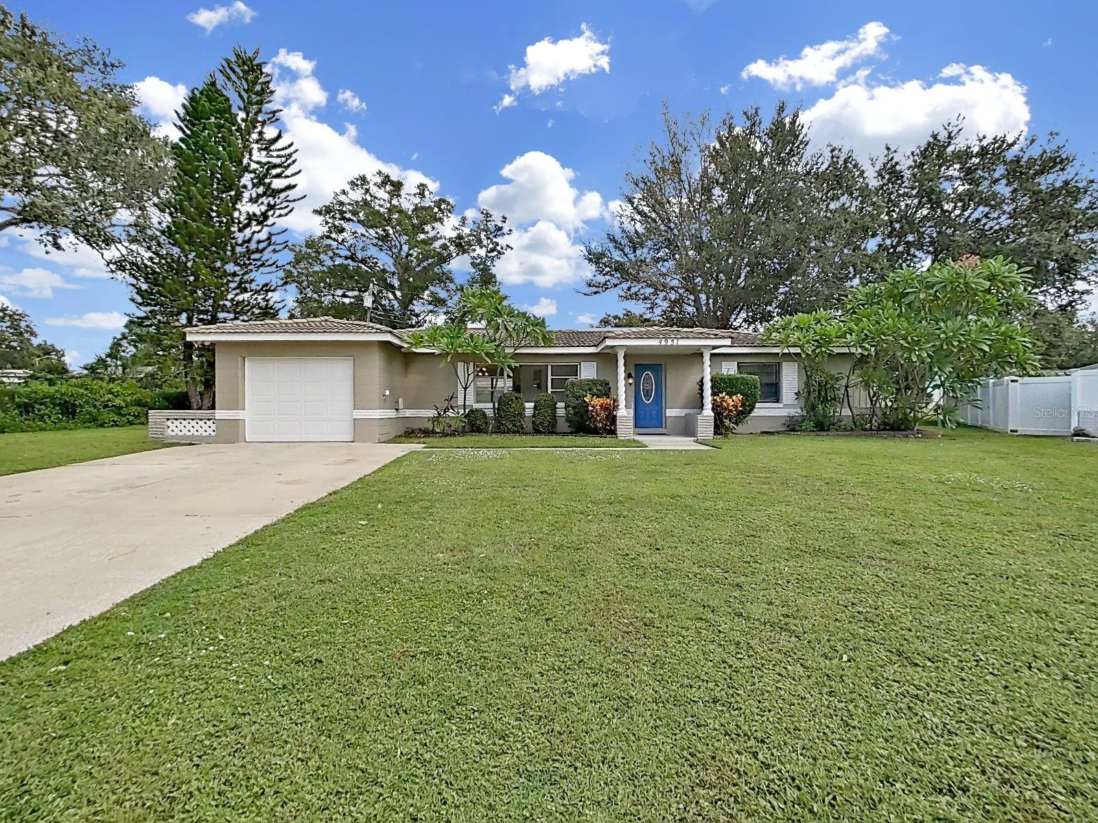 Image 3 of 49 For 4951 56th Way N