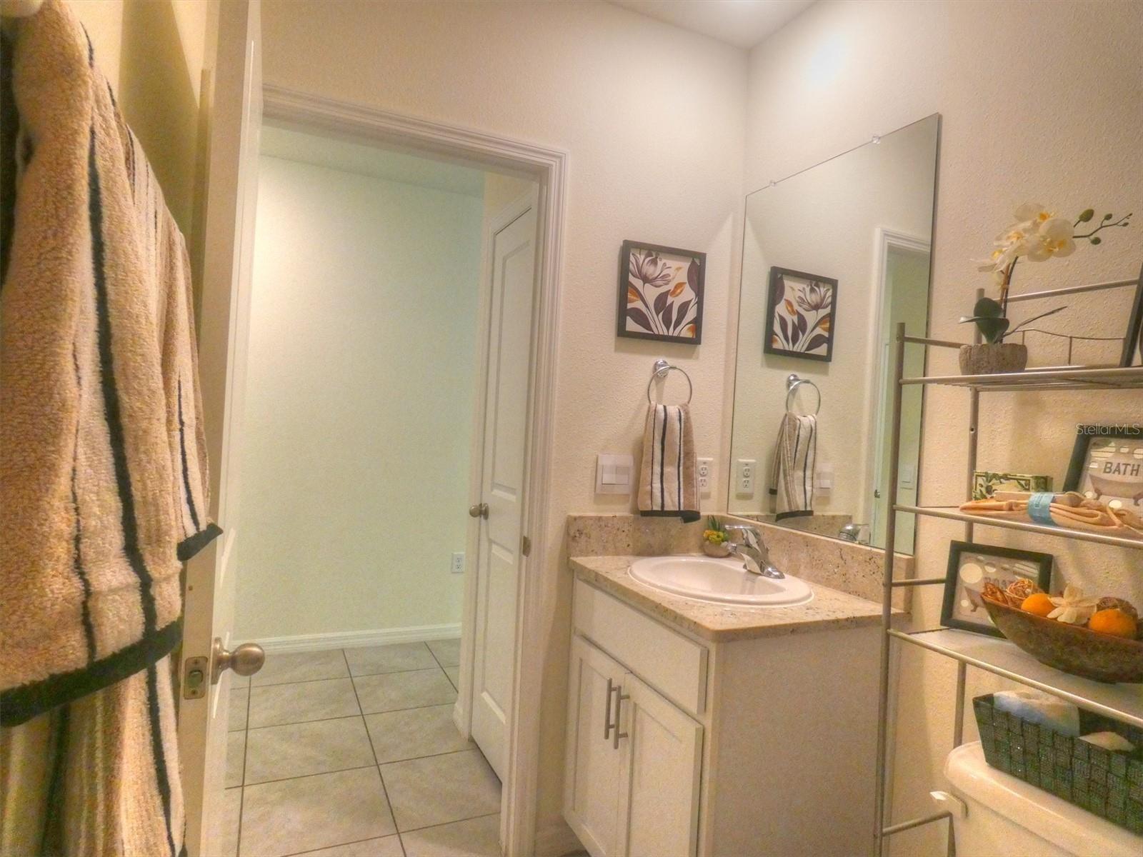 Image 24 of 31 For 17014 Oval Rum Drive