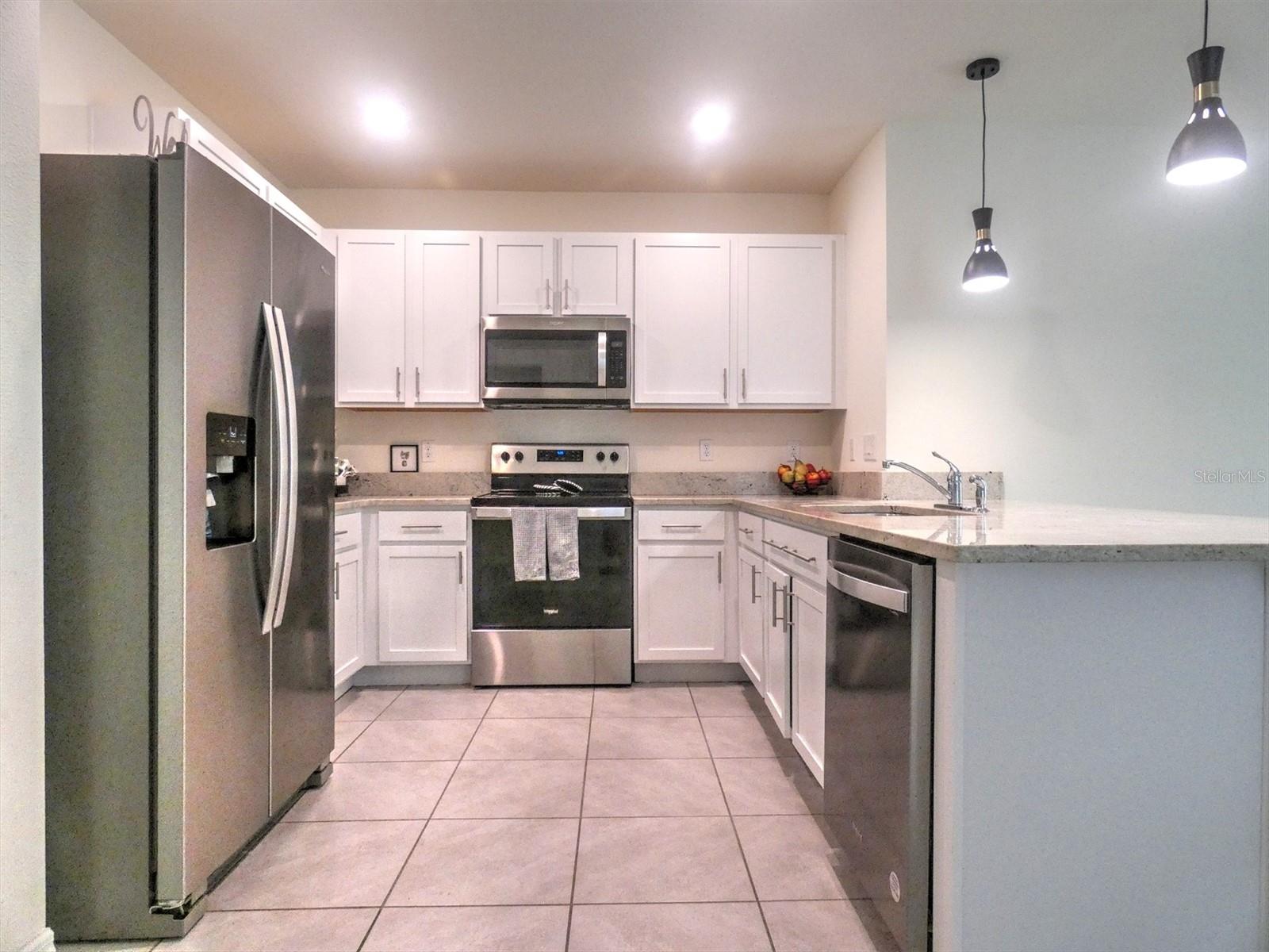 Image 6 of 31 For 17014 Oval Rum Drive