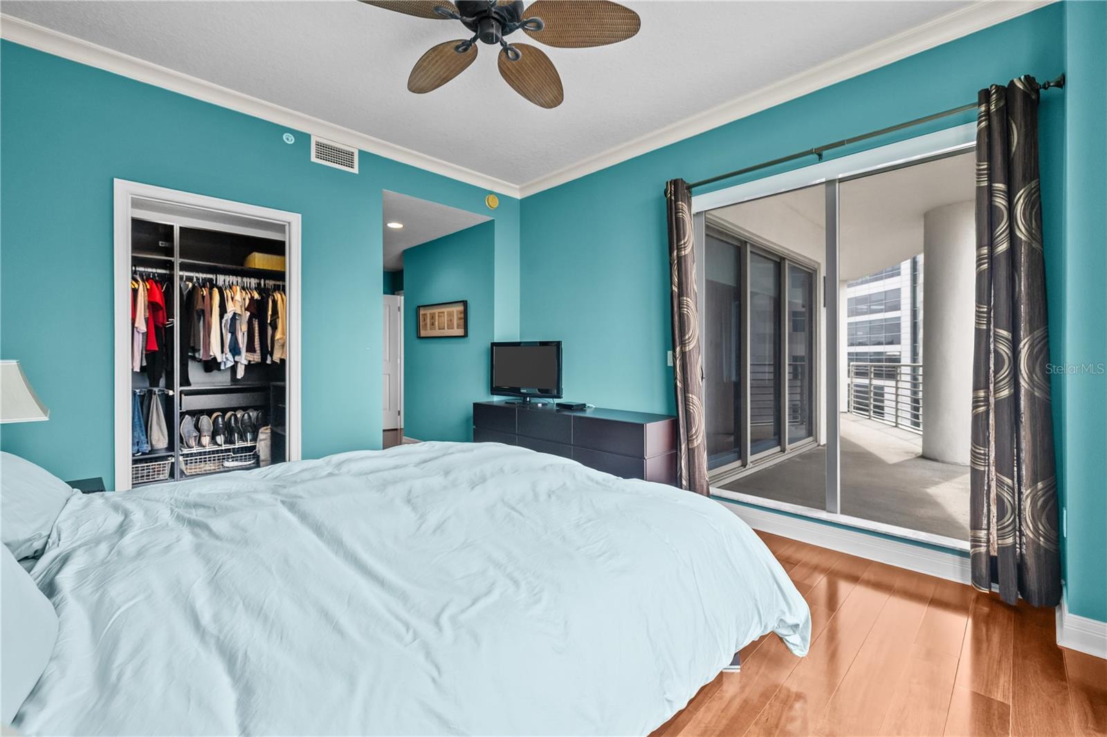 Image 22 of 46 For 449 12th Street 705