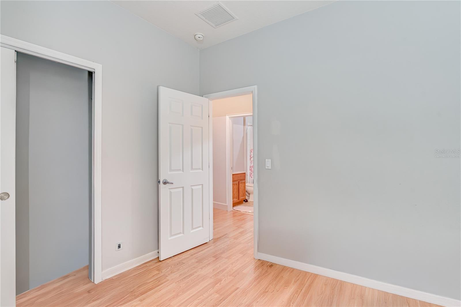 Image 11 of 17 For 814 Fern Leaf Drive