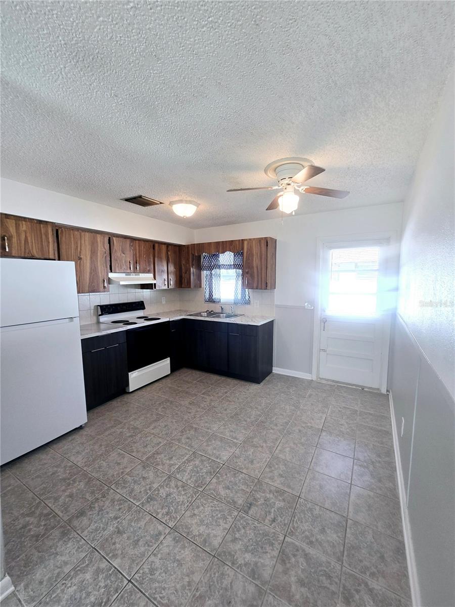 Image 13 of 18 For 773 9th Street G