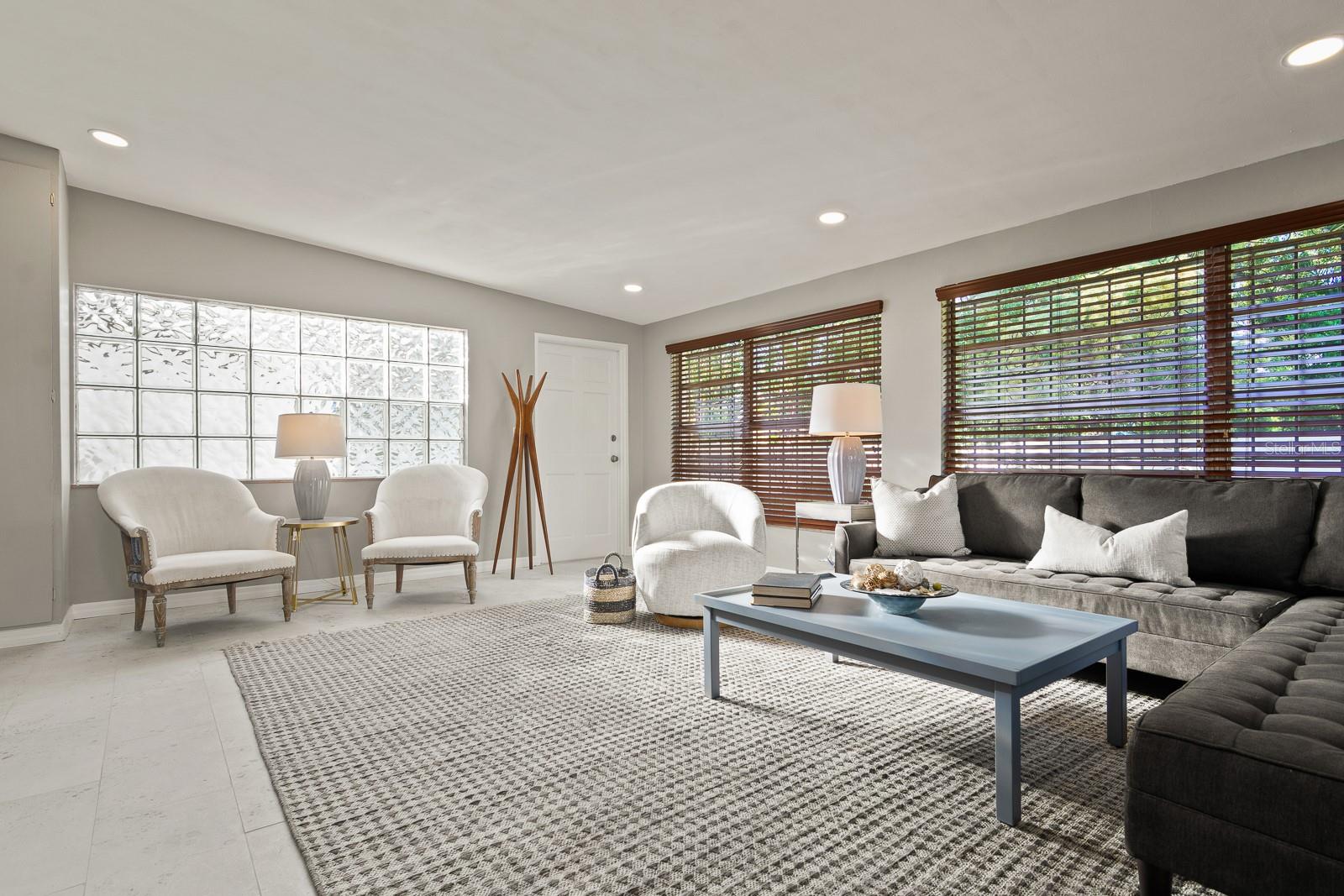 Image 19 of 42 For 510 Robles Street