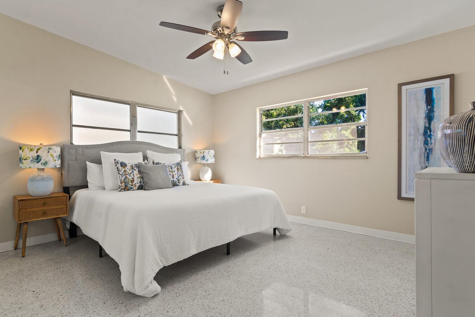 Image 22 of 42 For 510 Robles Street