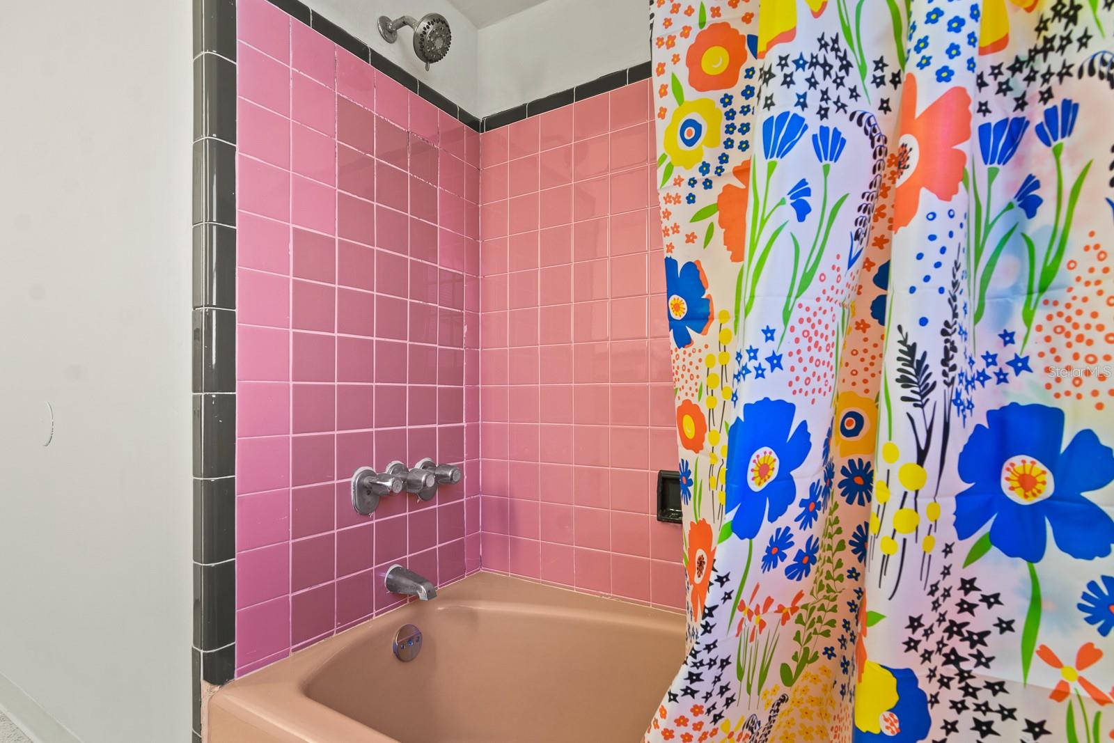 Image 30 of 42 For 510 Robles Street