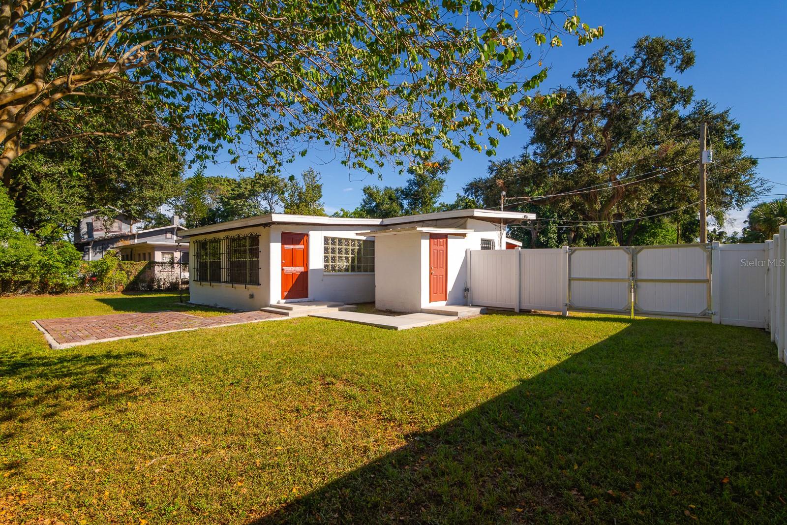 Image 38 of 42 For 510 Robles Street