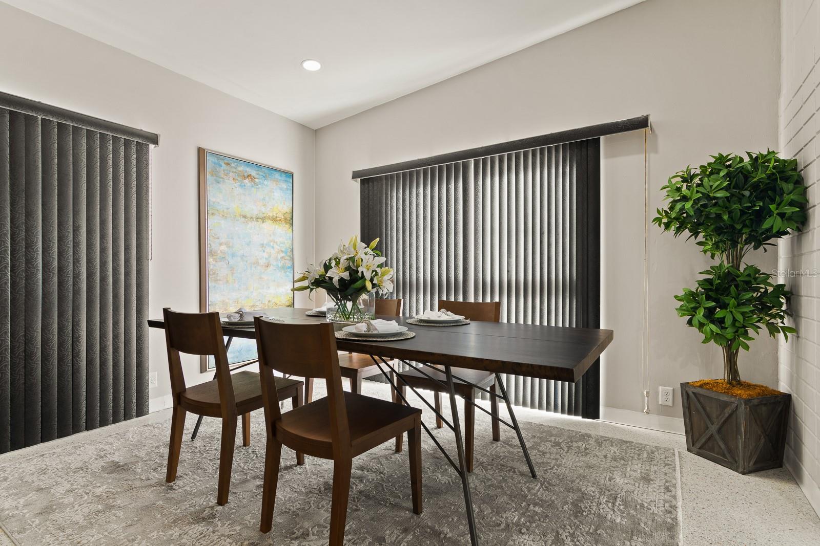 Image 8 of 42 For 510 Robles Street