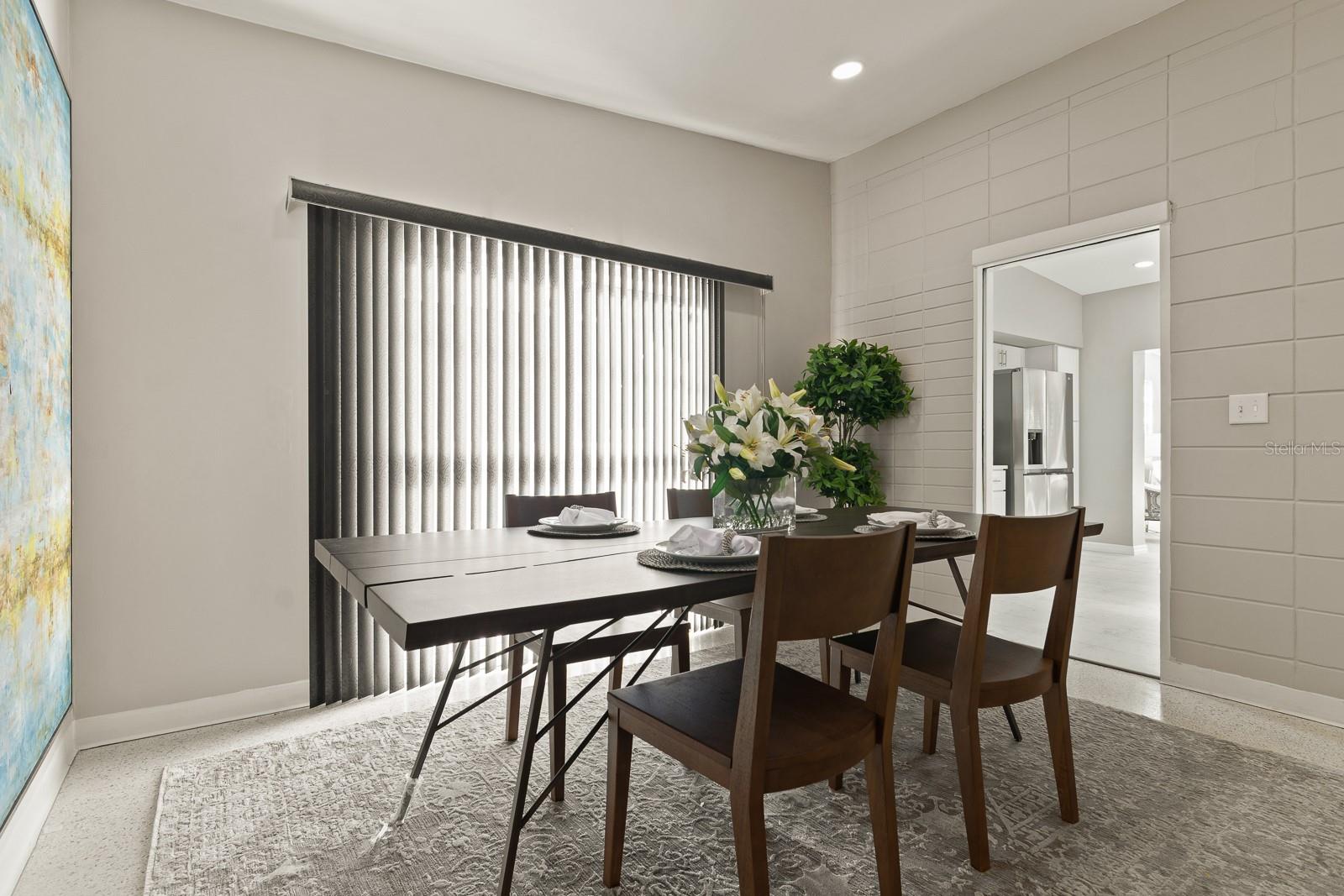 Image 9 of 42 For 510 Robles Street