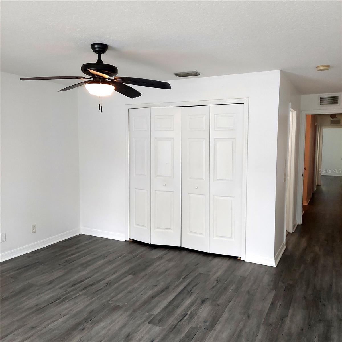 Image 13 of 43 For 9544 Charlesberg Drive