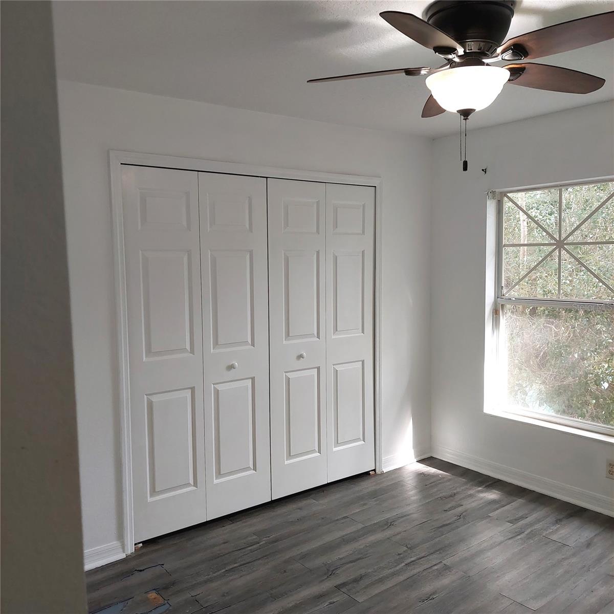 Image 17 of 43 For 9544 Charlesberg Drive