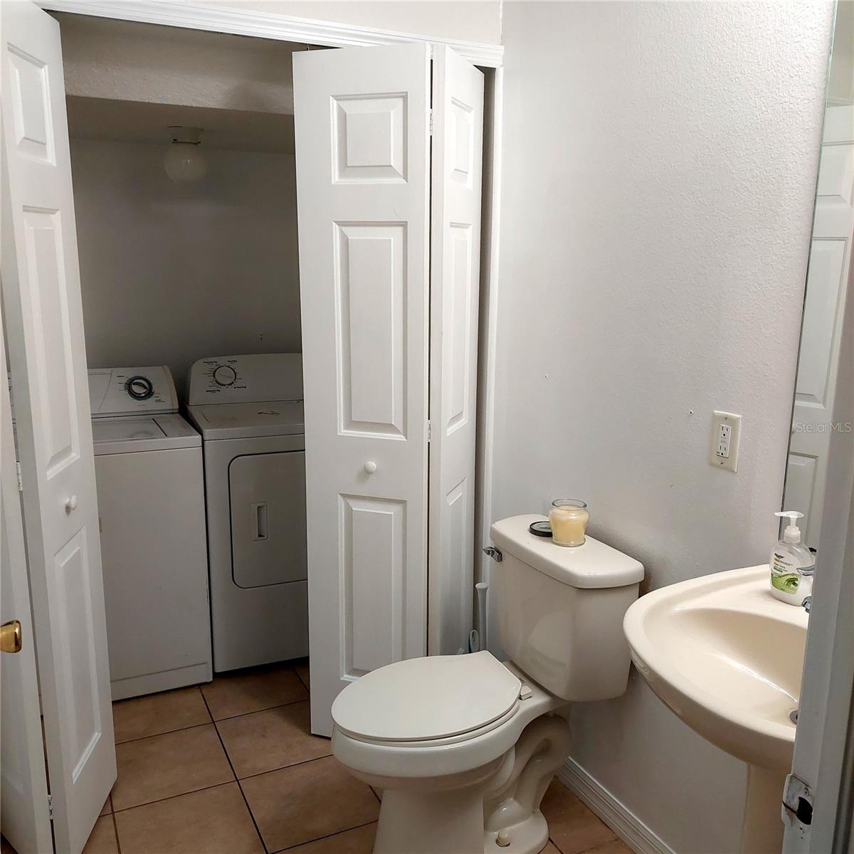Image 9 of 43 For 9544 Charlesberg Drive