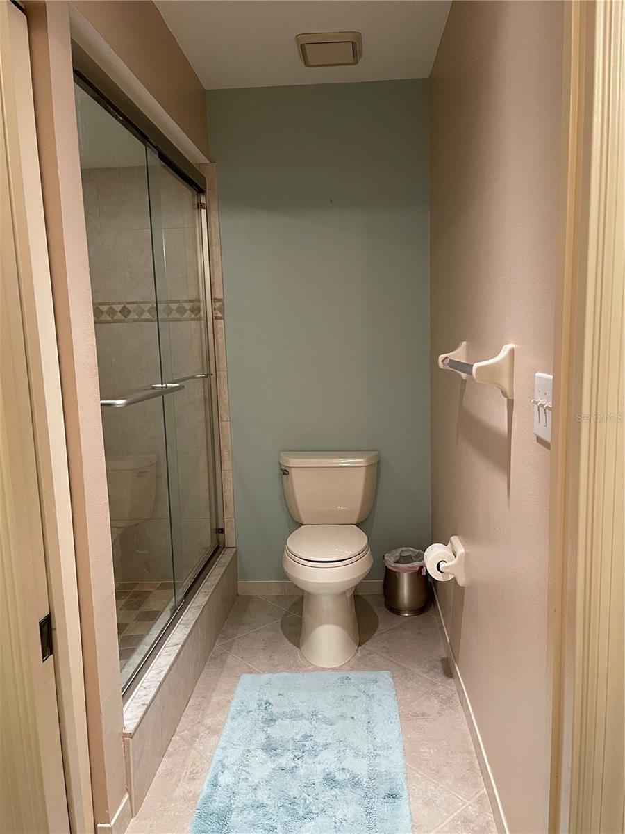 Image 13 of 25 For 1801 Lake Road 8e