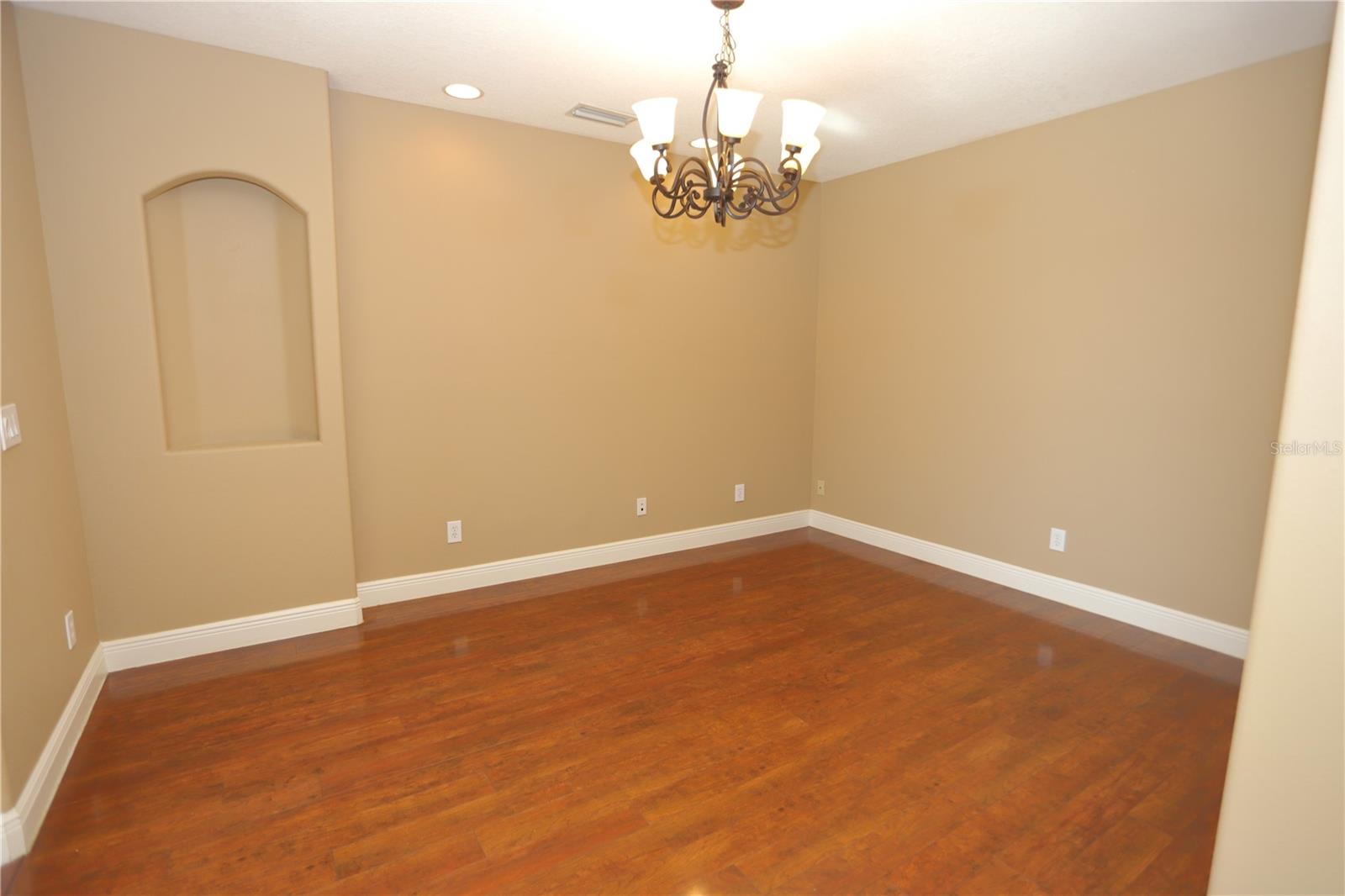 Image 5 of 26 For 16323 Bridgewalk Drive