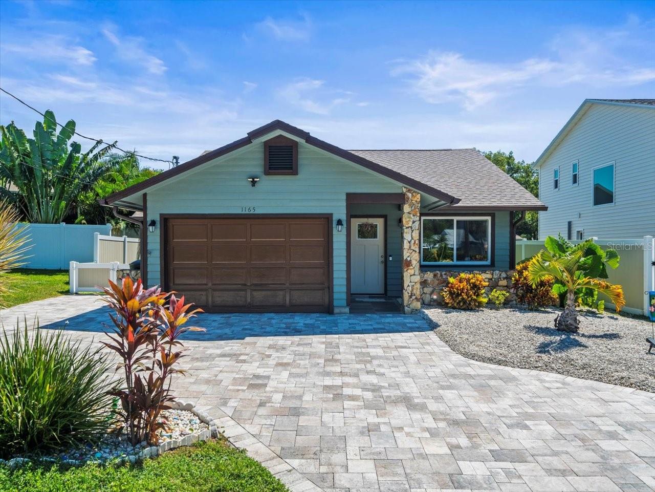 Details for 1165 Falcon Drive, DUNEDIN, FL 34698