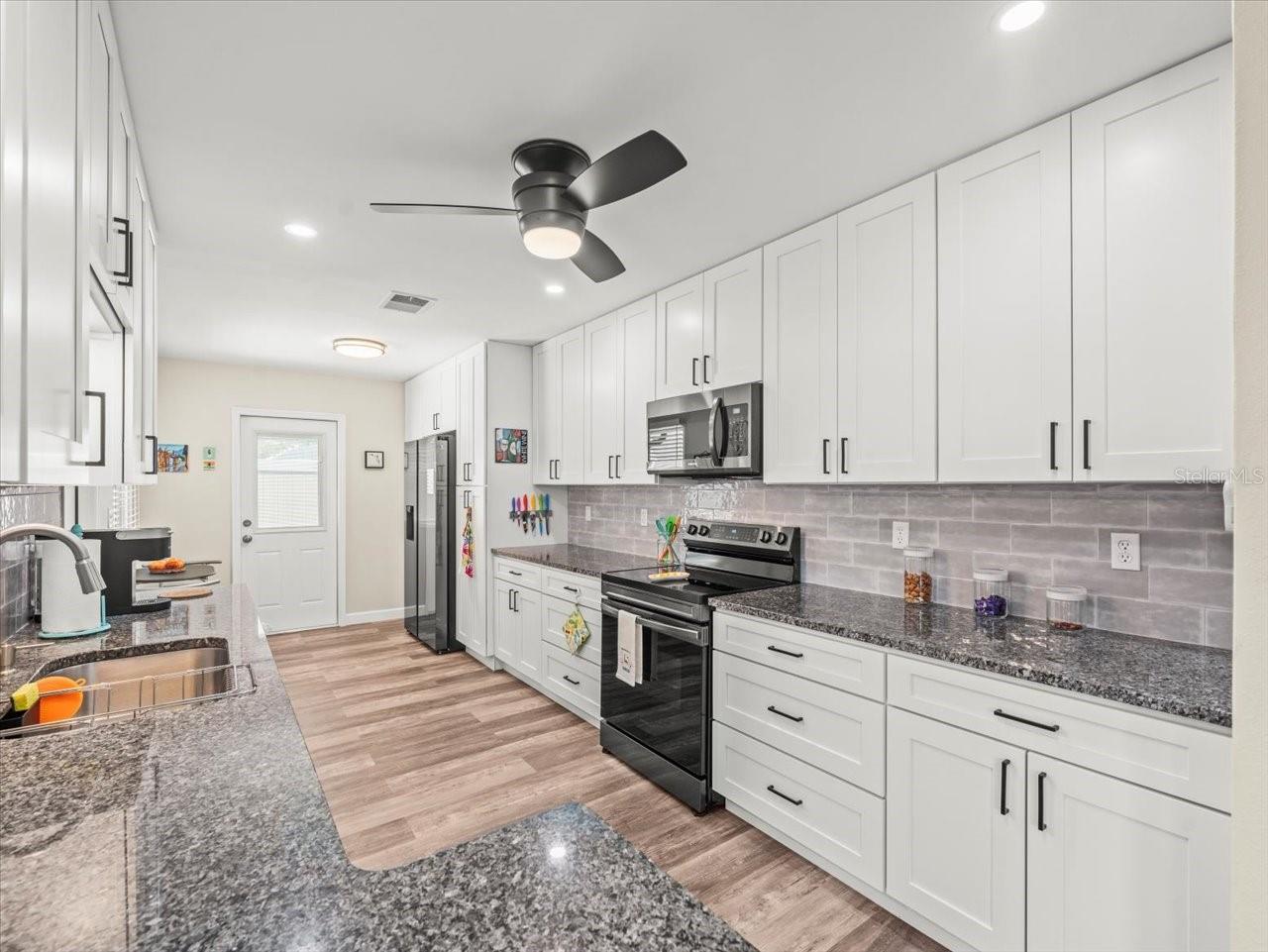 Image 4 of 30 For 1165 Falcon Drive