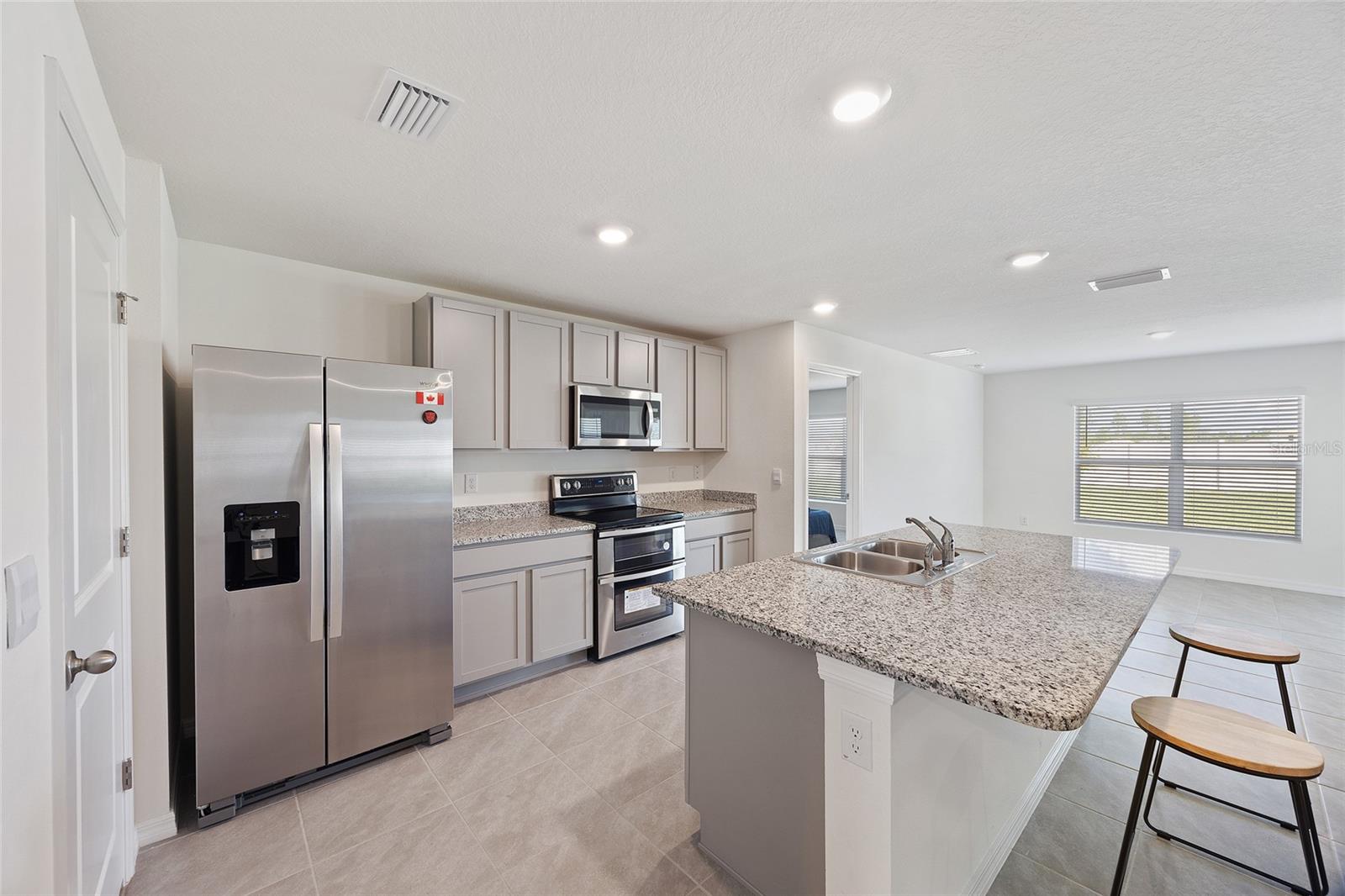 Listing photo id 8 for 11517 Timber Grove Lane