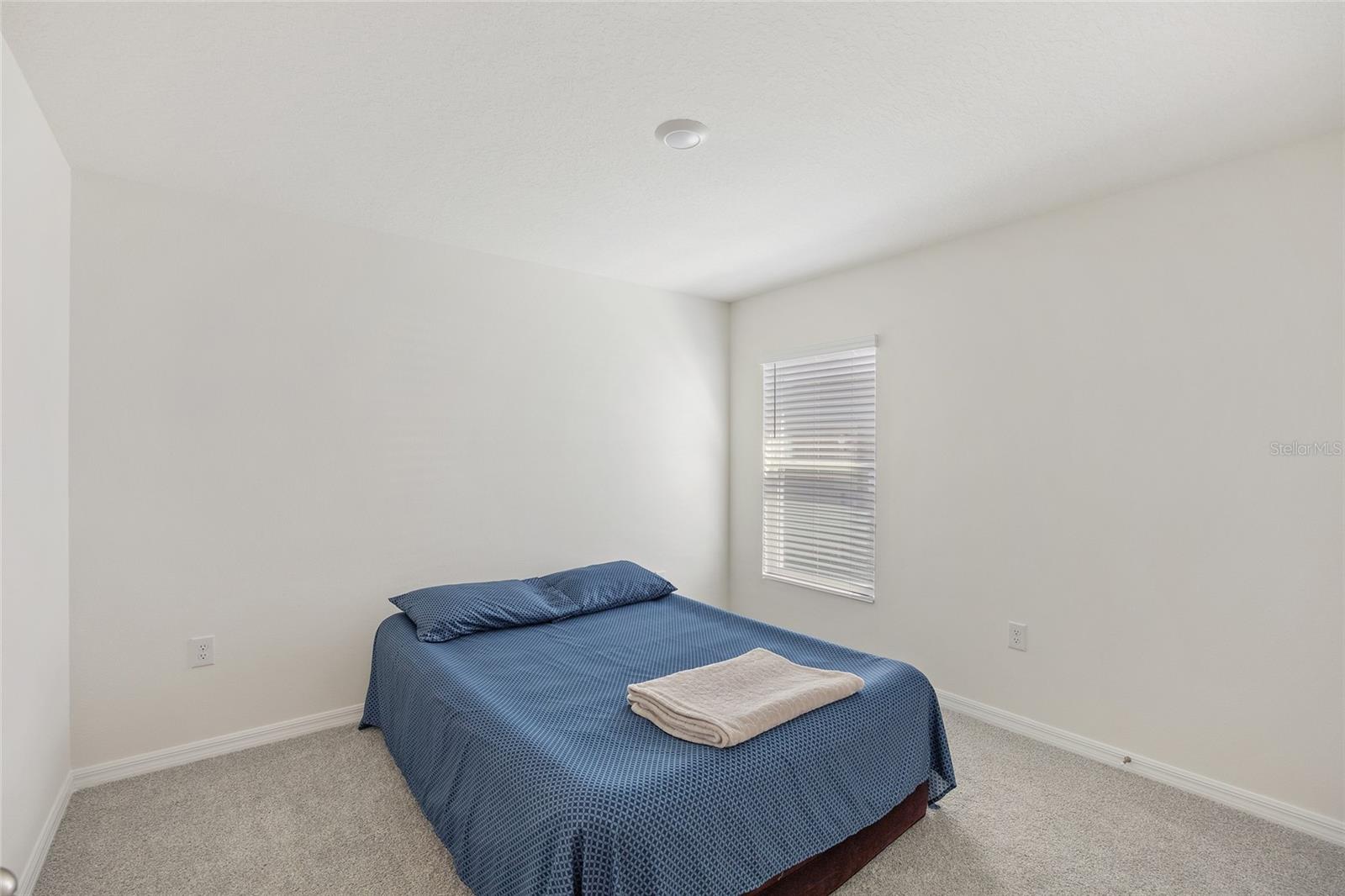 Listing photo id 17 for 11517 Timber Grove Lane