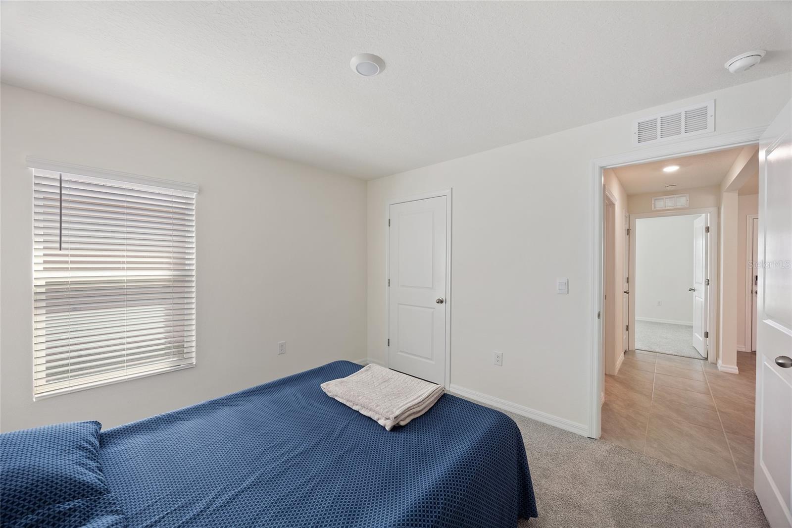 Listing photo id 18 for 11517 Timber Grove Lane