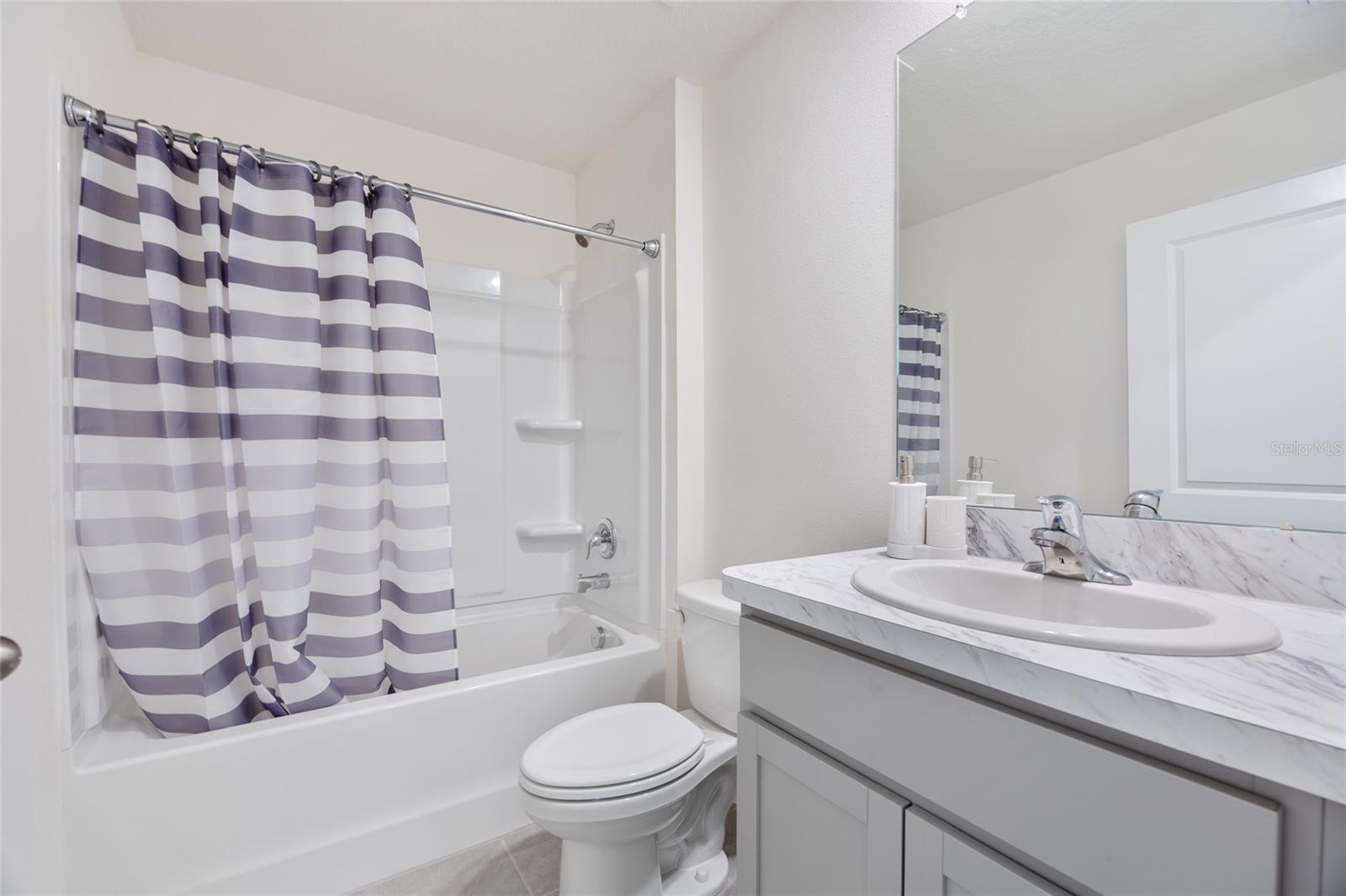 Listing photo id 19 for 11517 Timber Grove Lane