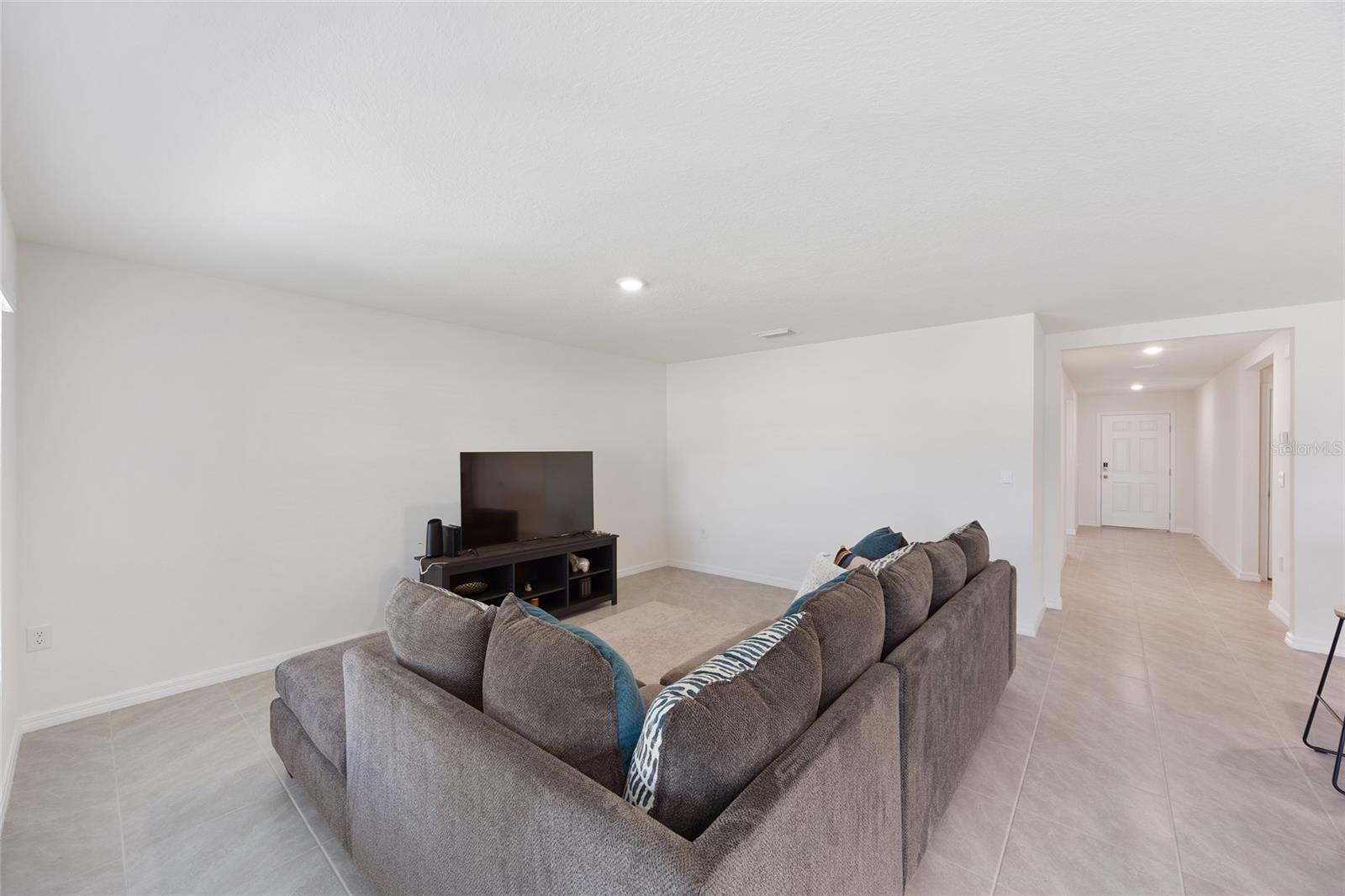 Listing photo id 4 for 11517 Timber Grove Lane