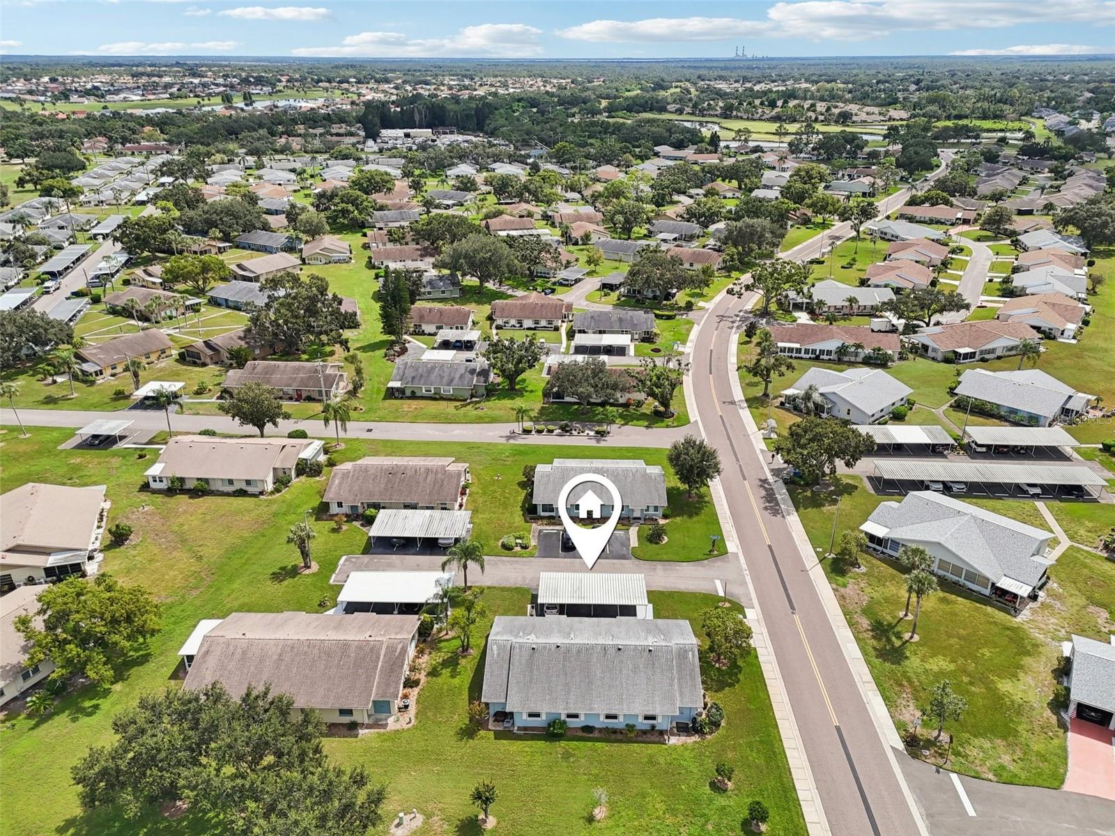 Image 31 of 57 For 214 Gloucester Boulevard