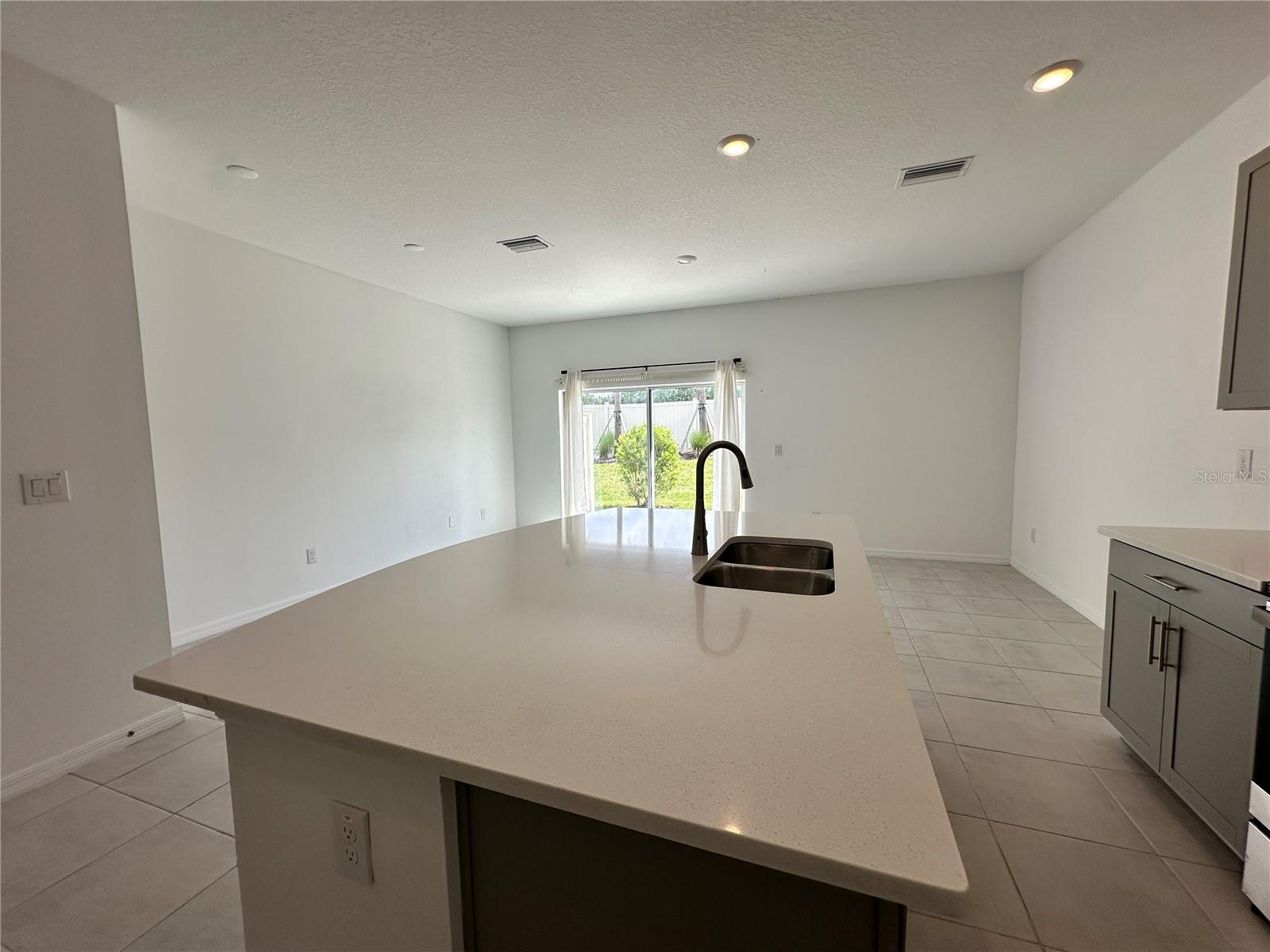 Image 10 of 33 For 2408 Paravane Way