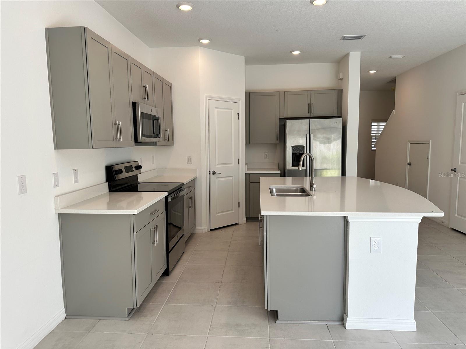 Image 7 of 33 For 2408 Paravane Way