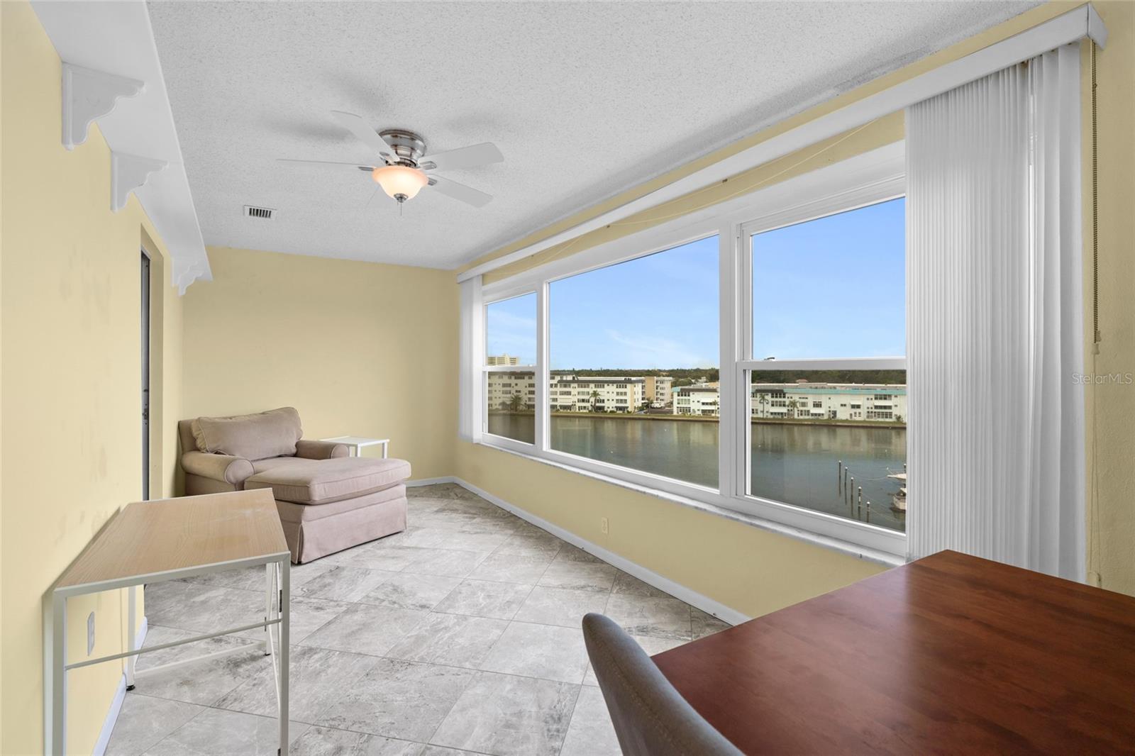 Image 14 of 50 For 5925 Shore Boulevard S 608