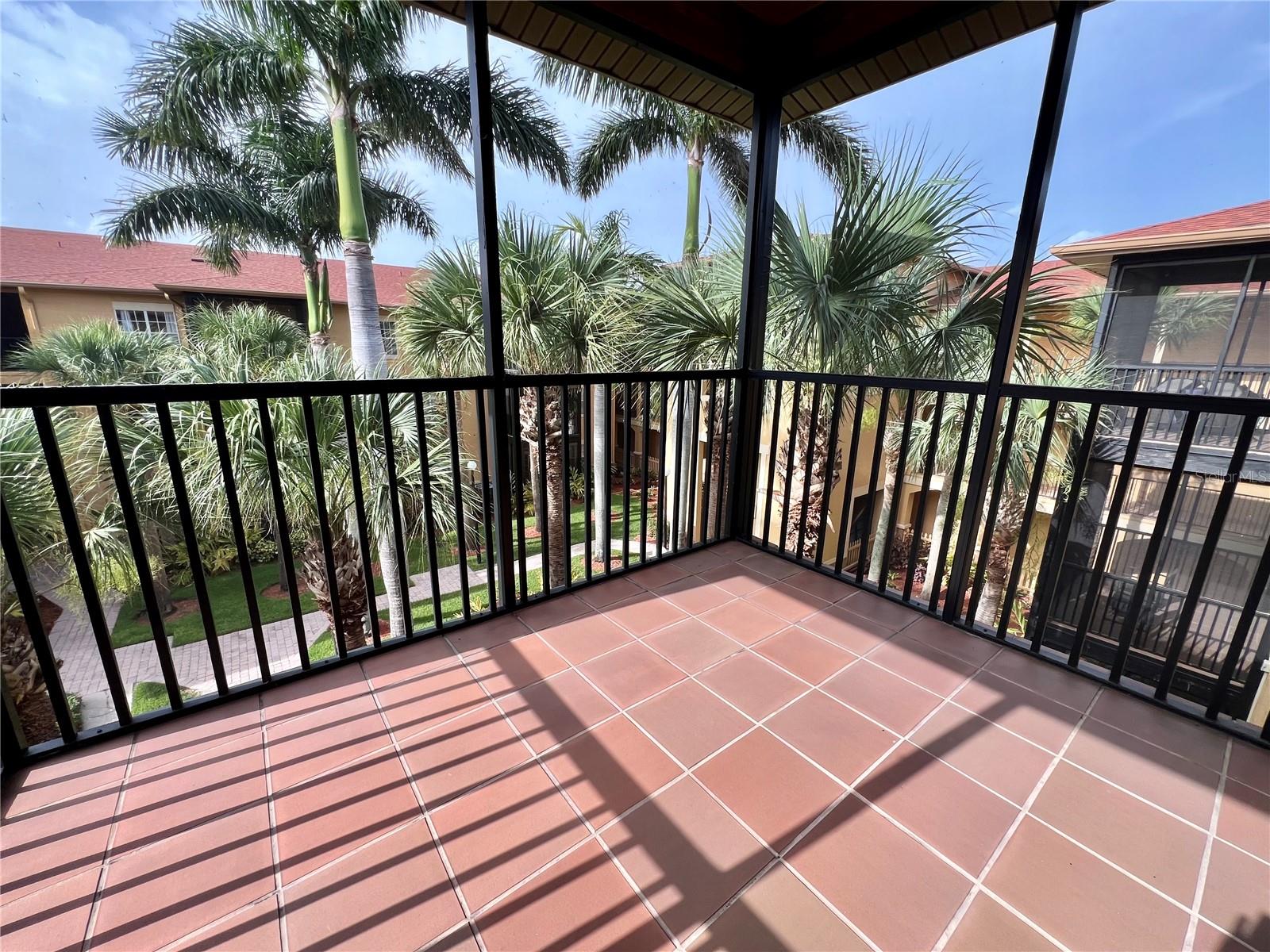 4333 Bayside Village Drive 327