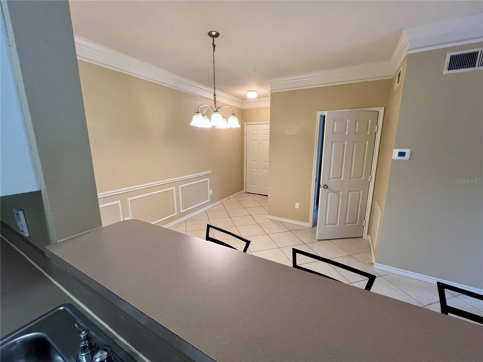 Image 11 of 31 For 4333 Bayside Village Drive 327