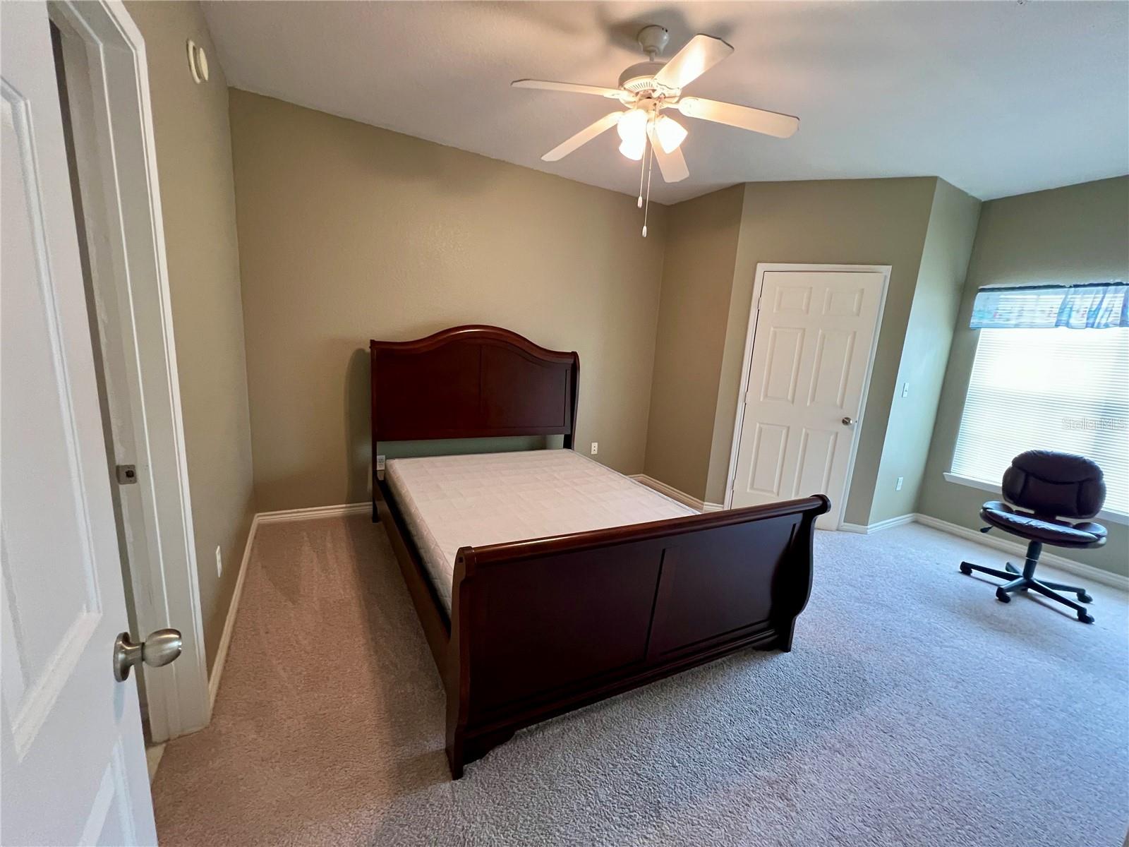 Image 18 of 31 For 4333 Bayside Village Drive 327