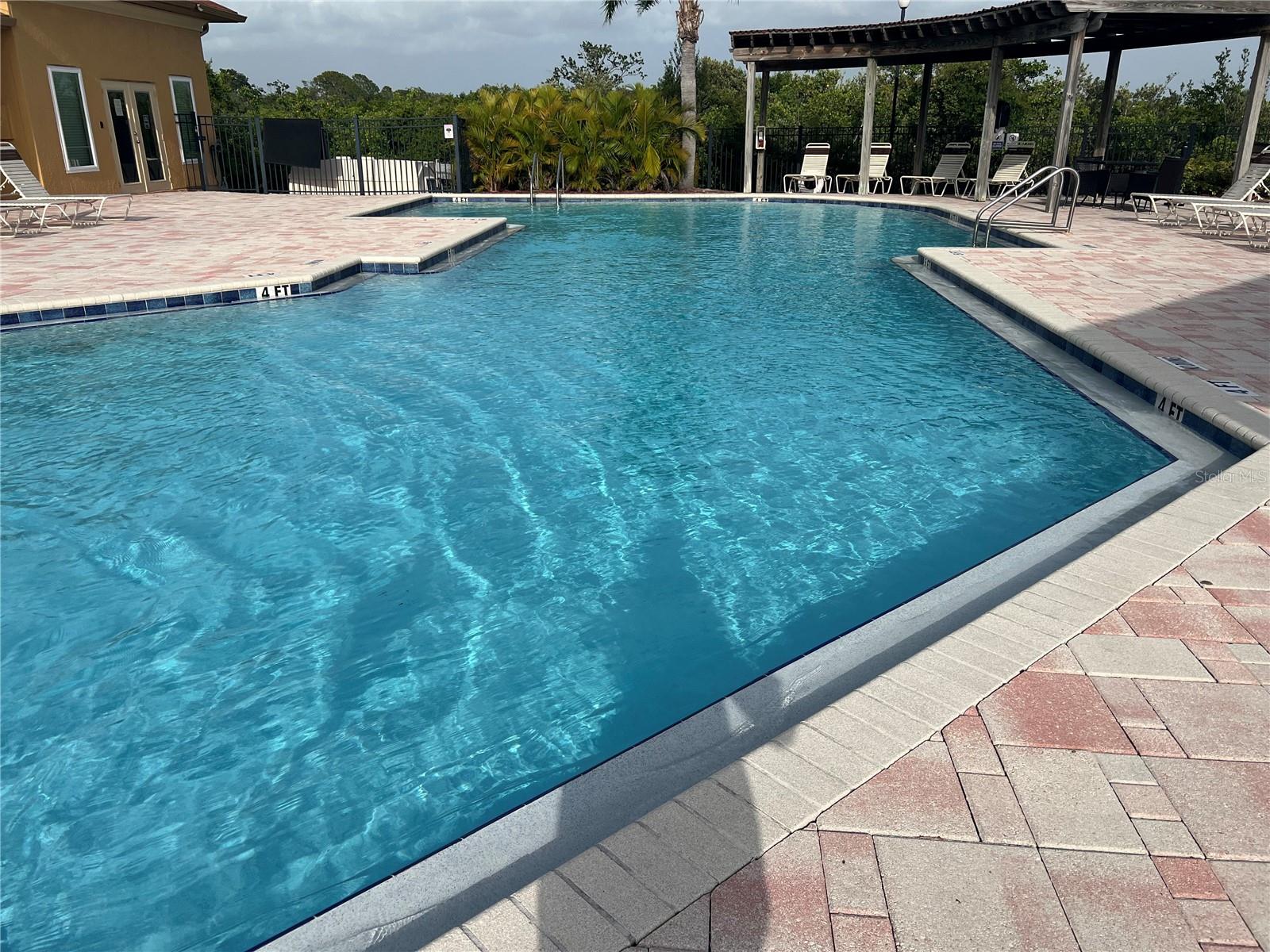 Image 6 of 31 For 4333 Bayside Village Drive 327