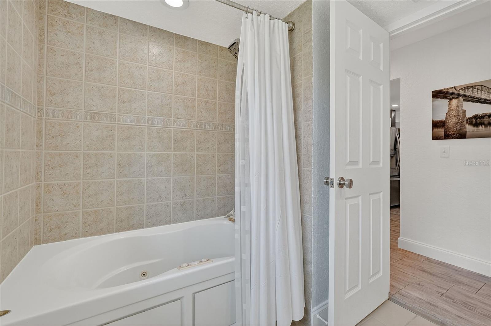 Image 19 of 27 For 3267 Fox Hill Drive