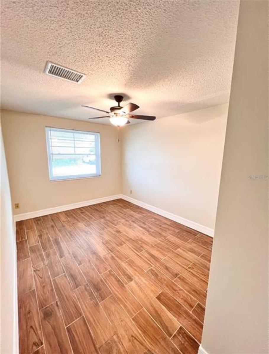 Image 15 of 20 For 7245 Exemplar Drive