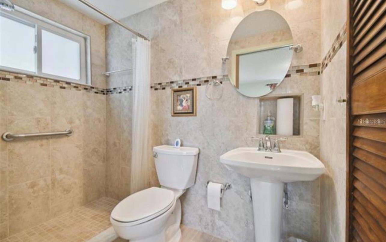Image 6 of 20 For 7245 Exemplar Drive