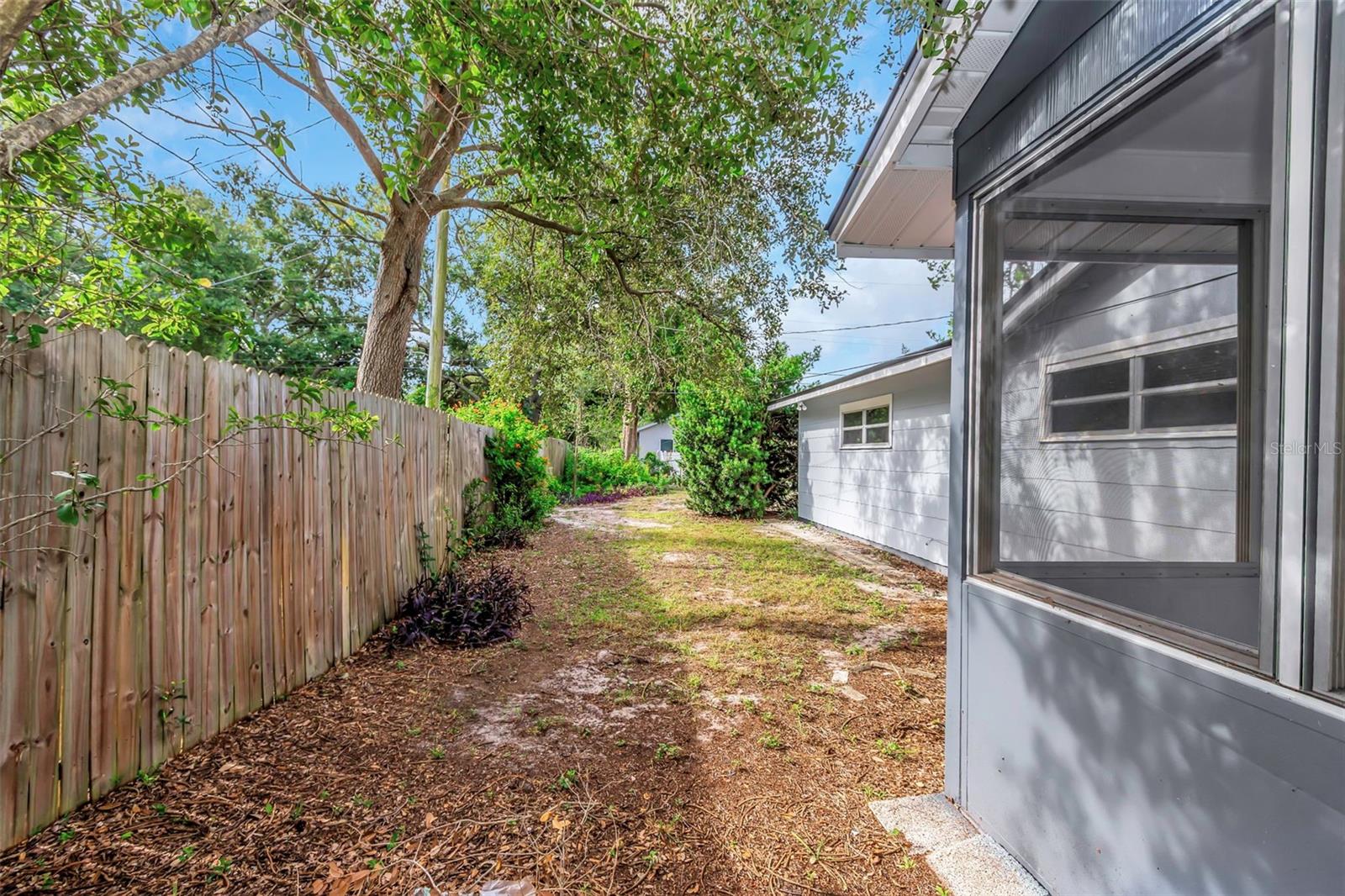 Image 37 of 55 For 7328 7th Avenue N