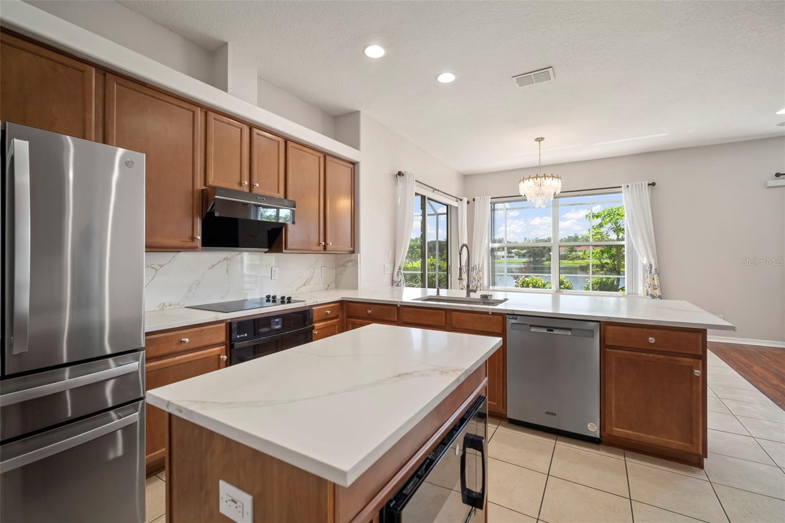 Image 13 of 60 For 26730 Shoregrass Drive