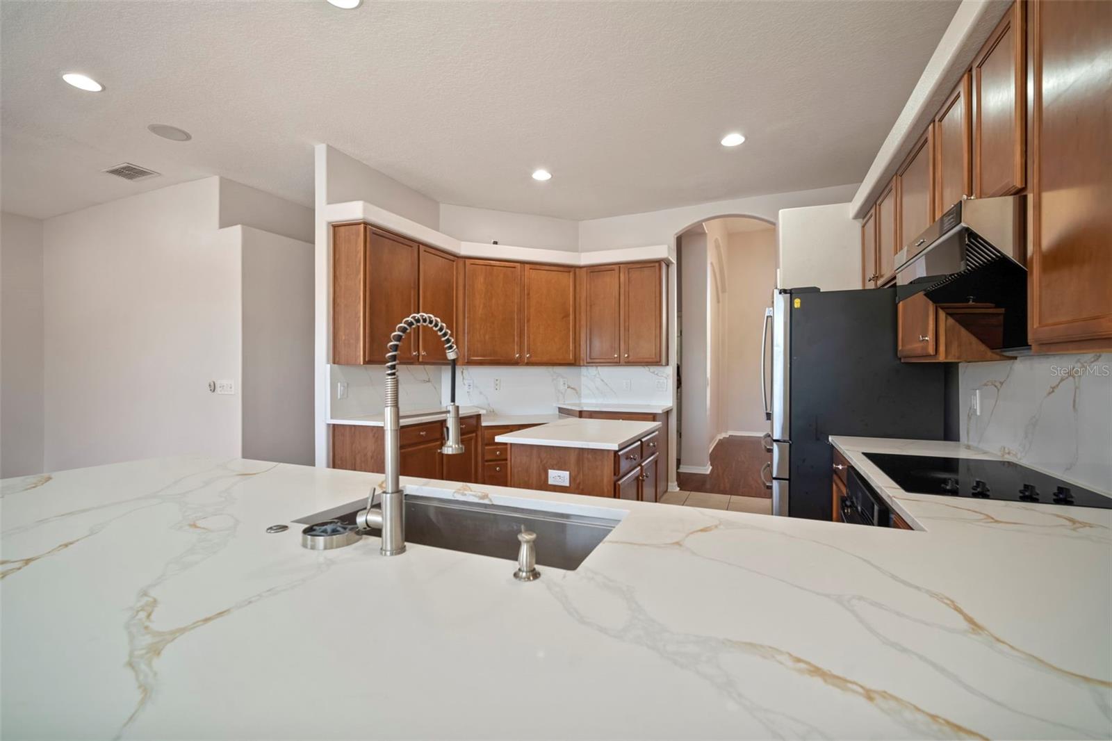 Image 15 of 60 For 26730 Shoregrass Drive