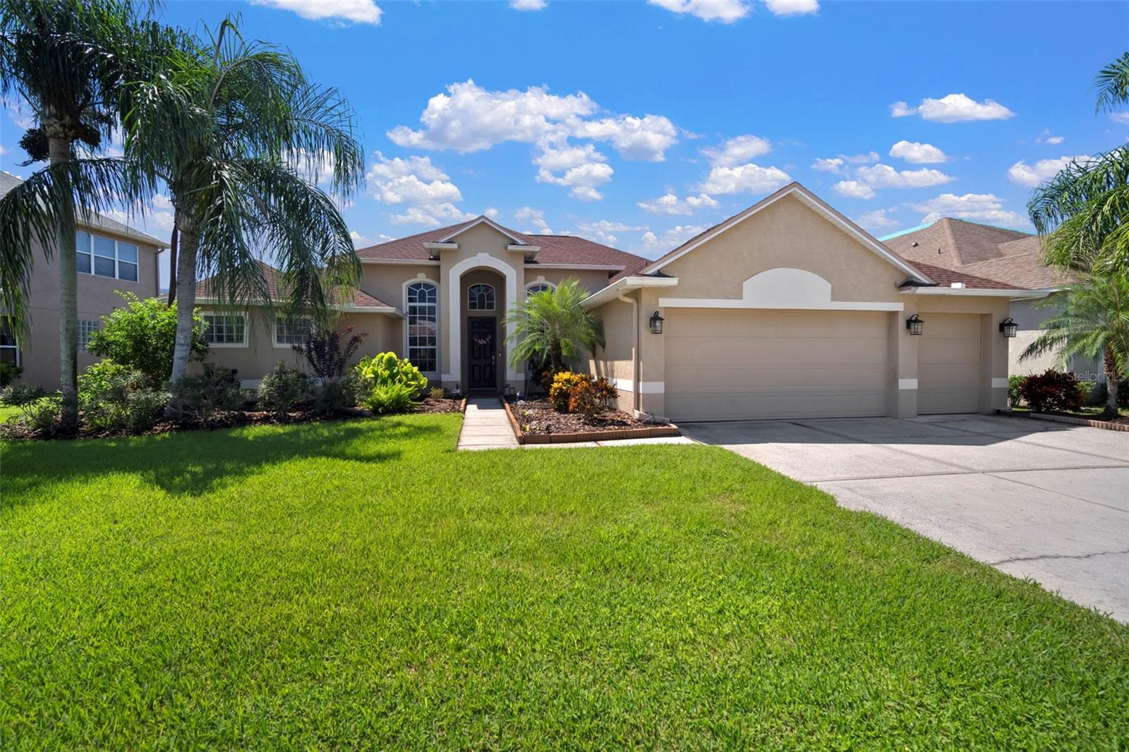 Image 3 of 60 For 26730 Shoregrass Drive