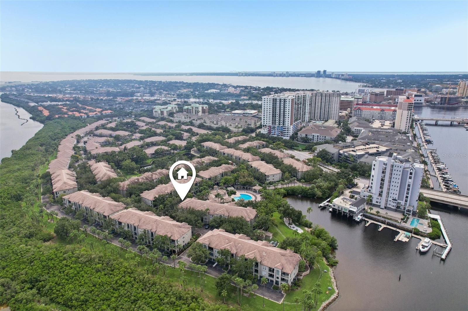 Image 20 of 24 For 751 Mainsail Drive 751