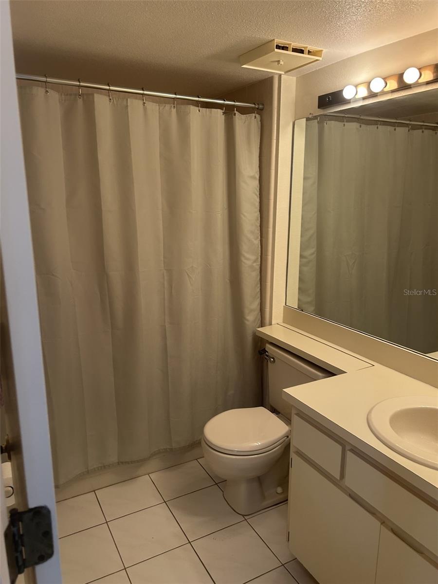 Image 6 of 27 For 6932 Stones Throw Circle N 7204