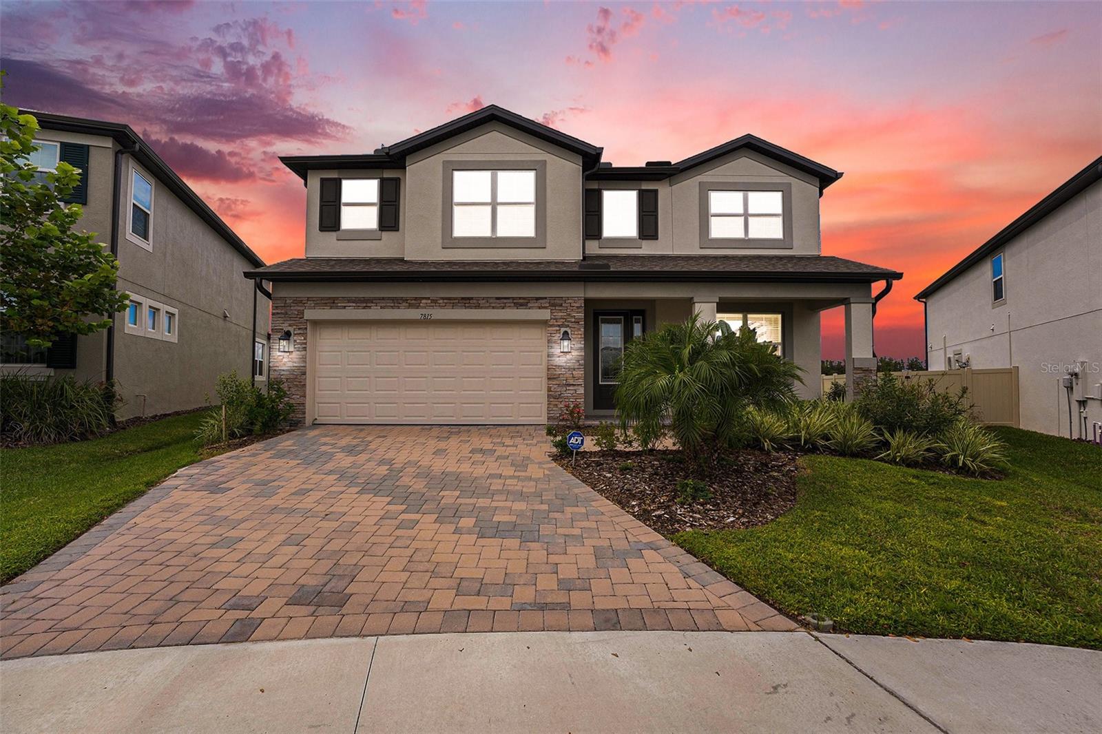 Details for 7815 Bronze Oak Drive, WESLEY CHAPEL, FL 33545